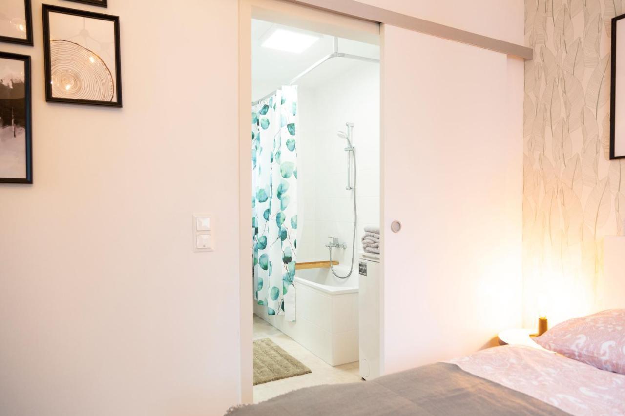Green & Cozy Apartment - 15 Min To City Center ウィーン エクステリア 写真