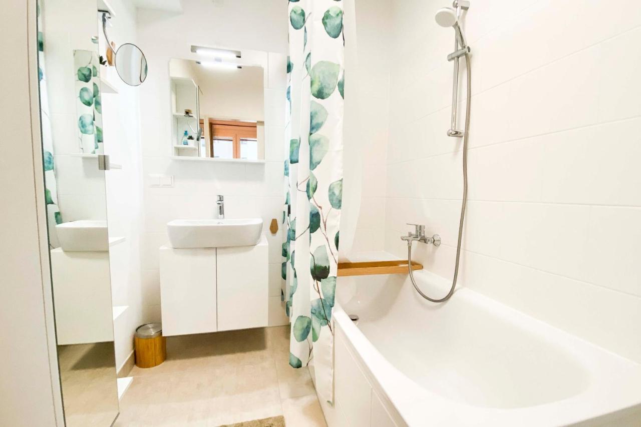 Green & Cozy Apartment - 15 Min To City Center ウィーン エクステリア 写真